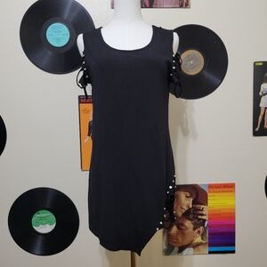 Mode Tricotto | Slashed Studded & Rhinestoned Tunic